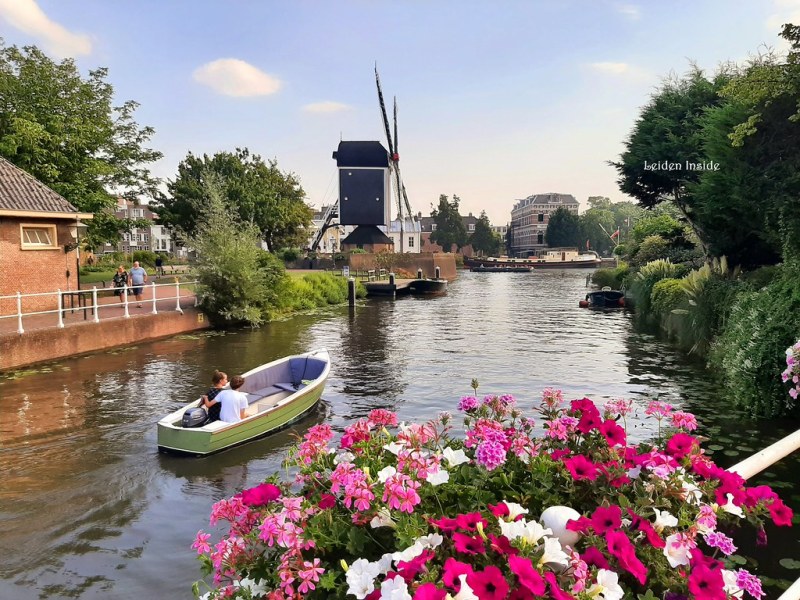 Leiden inside